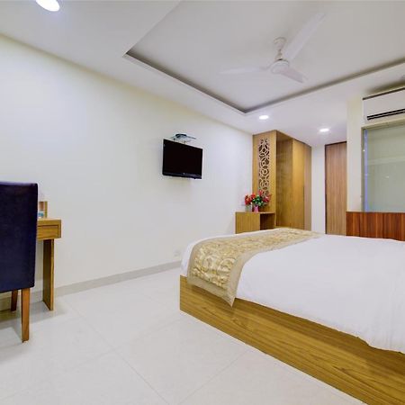 Airport Hotel Daya Capitol New Delhi Exterior photo