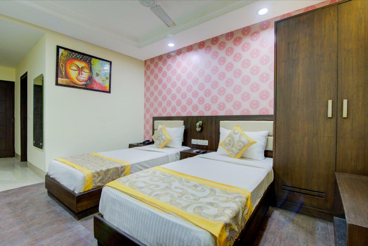 Airport Hotel Daya Capitol New Delhi Exterior photo