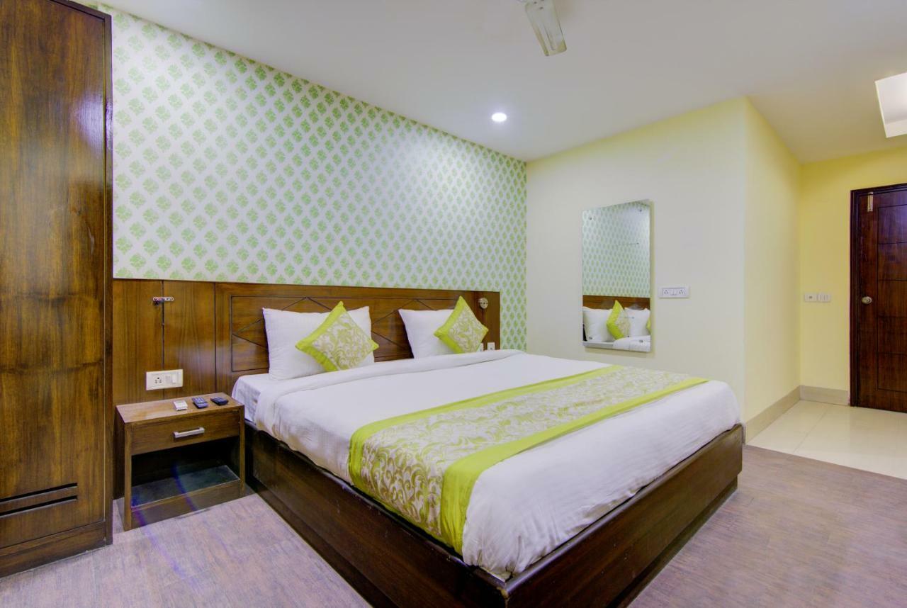 Airport Hotel Daya Capitol New Delhi Exterior photo